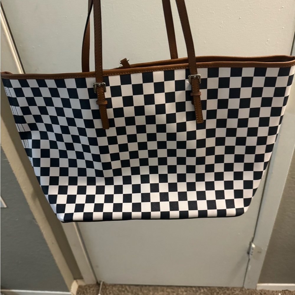 Coach lady bag